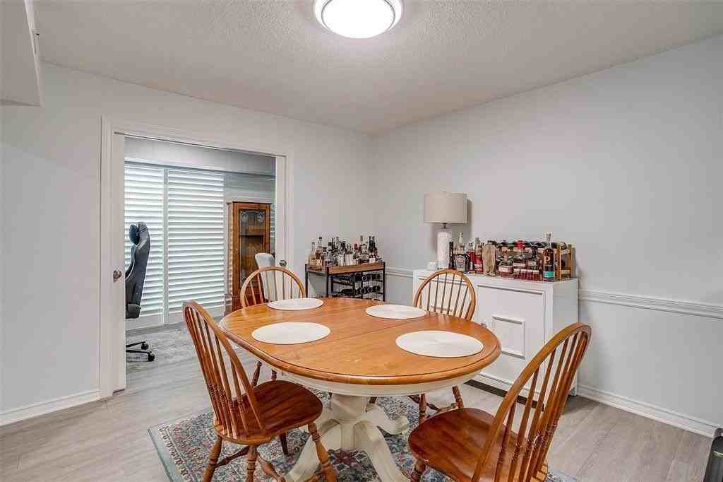 75 One Main Pl - Photo 7 of 20