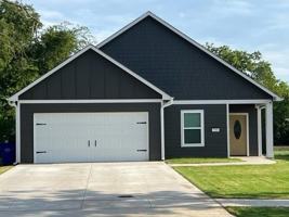 featured image of 508 W Main St