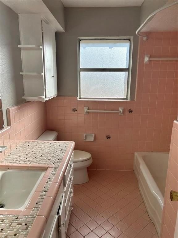 7458 Walling Lane - Photo 7 of 10