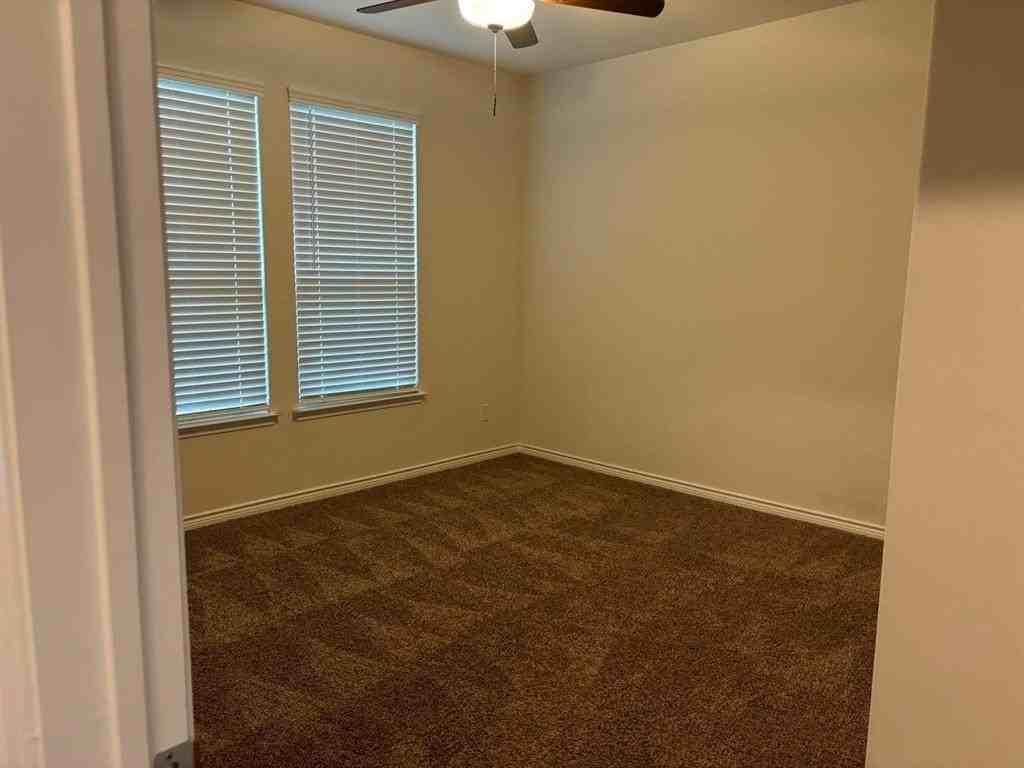 4617 Azurite Rd - Photo 6 of 12