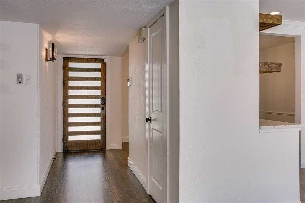 10922 Villa Haven Drive - Photo 2 of 37