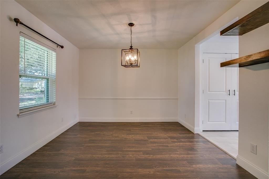 10922 Villa Haven Drive - Photo 3 of 37
