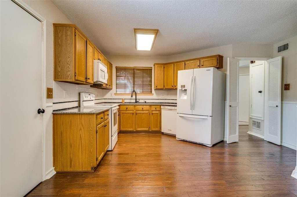 6804 Century Cir - Photo 5 of 13