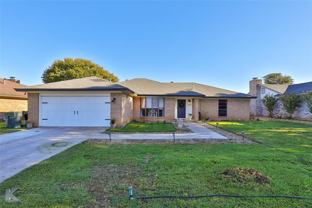1326 Summoner Ln - Photo 1 of 1