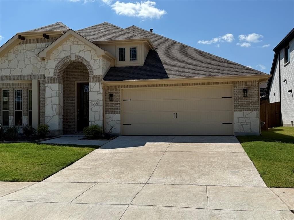 302 Kettlewood Drive - Photo 4 of 37