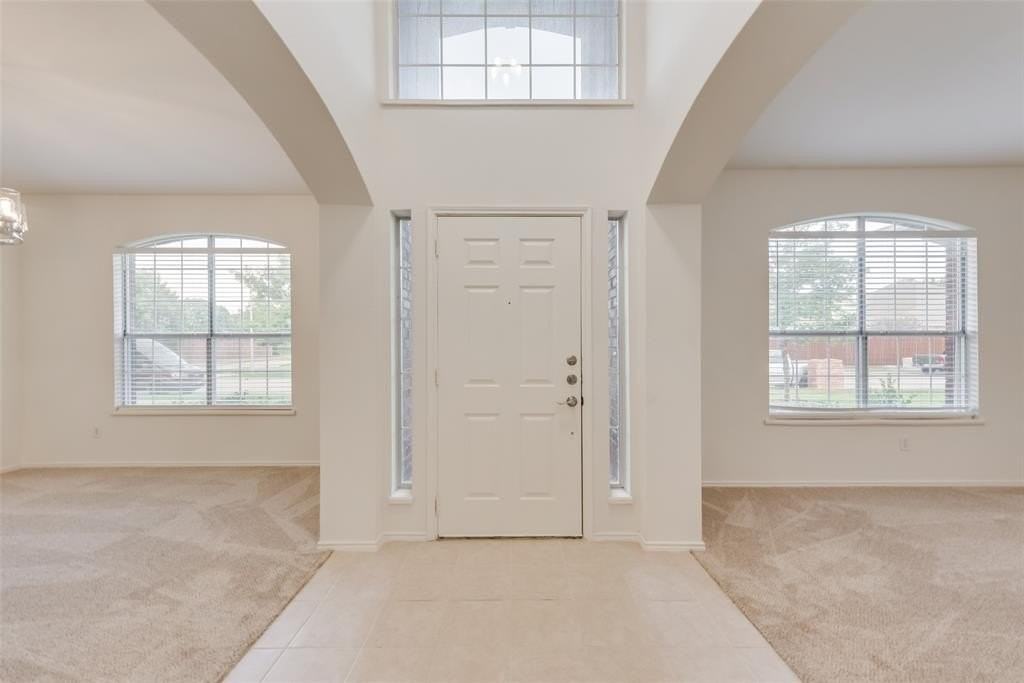 3605 Carrington Dr - Photo 3 of 21