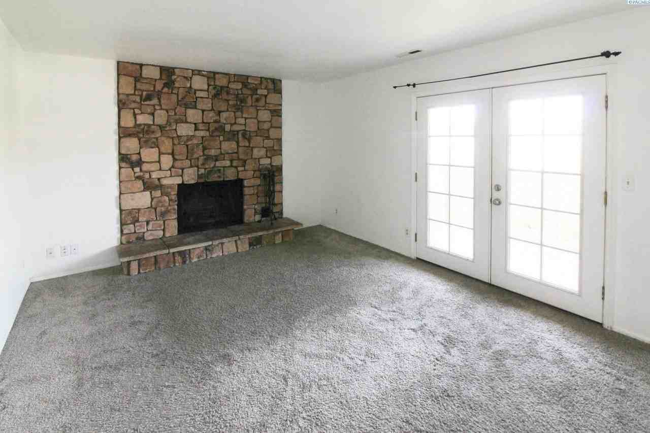 6818 W 1st Ave - Photo 2 of 7