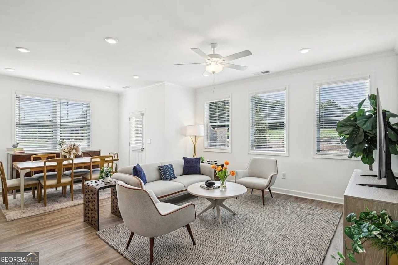 4117 Leatherwood Ln - Photo 4 of 8