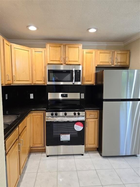 1749 Nw 6th Ave #2 - Photo 2 of 24