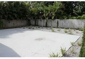 1749 Nw 6th Ave #2 - Photo 3 of 24