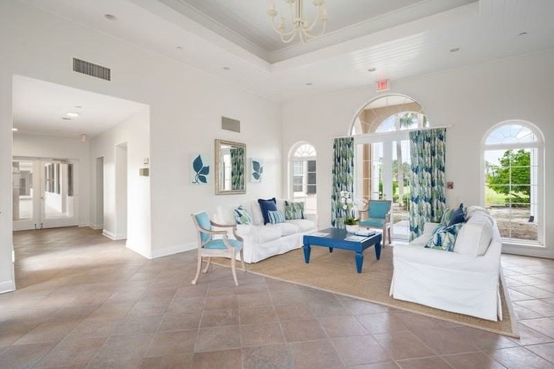 4775 S Harbor Dr Apt 107 #107 - Photo 4 of 33