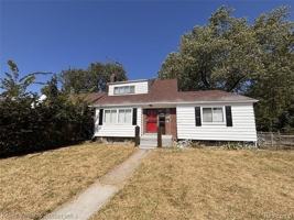 featured image of 17647 Chester St