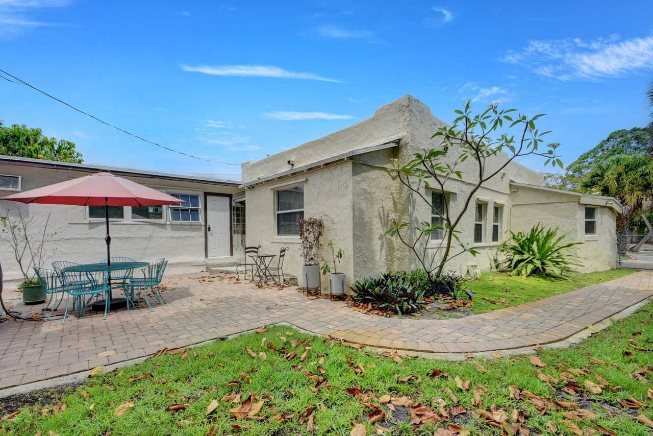 830 Valley Forge Rd - Photo 3 of 19