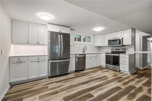 featured image of 193 3rd St #2