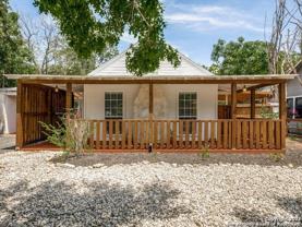 129 N Plant Ave - Photo 1 of 1