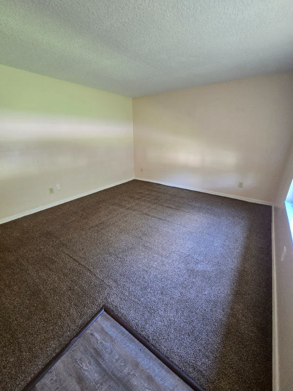 458 Bentwood Ln #2D - Photo 6 of 15