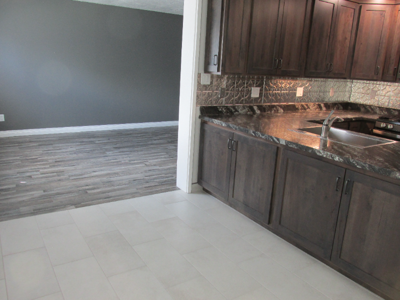 1913 16th Avenue South - Photo 3 of 17