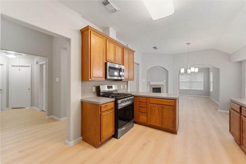 5930606419 Avenue A - Photo 3 of 9