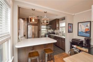 featured image of 16 Vaughan Ave #2
