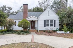 featured image of 813 Ingleside Ave