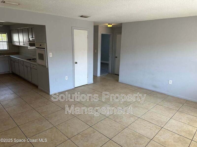 125 Lucas Rd - Photo 2 of 11