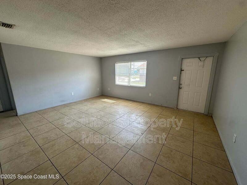 125 Lucas Rd - Photo 3 of 11