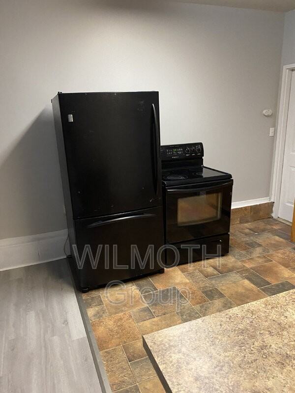 1106 N Gale St #3 - Photo 7 of 10