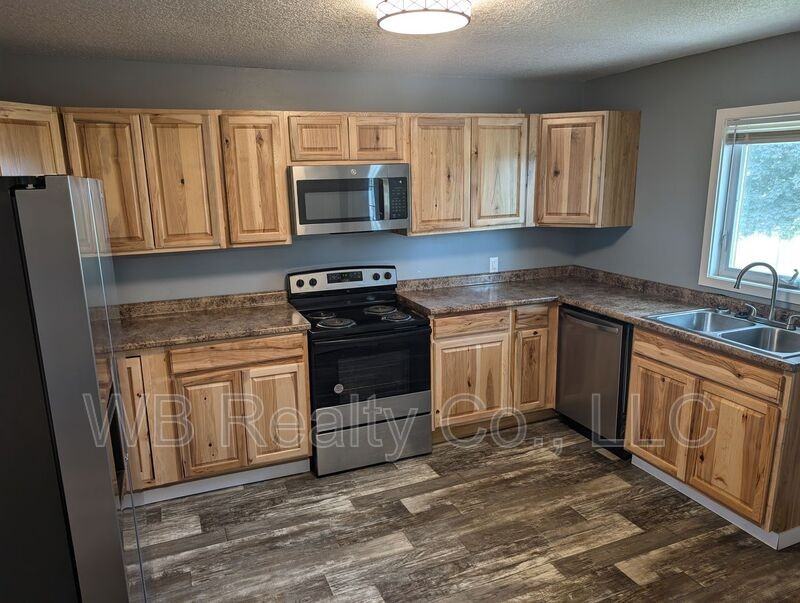 24593 Mcgruder Creek Rd #LEON - Photo 2 of 11