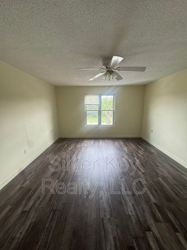 114 Old Athens Pike #2F - Photo 7 of 11