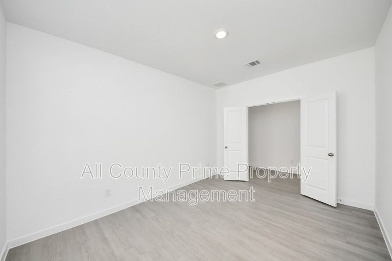 3029 Avenida Sonoma Drive - Photo 7 of 35