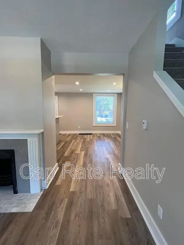 1476 N 6th St - Photo 6 of 24