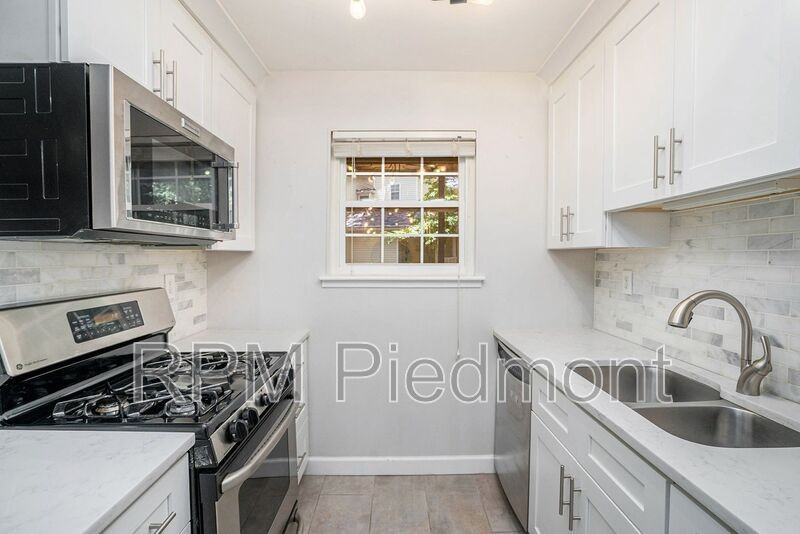 6820 Glenridge Dr #C - Photo 3 of 34