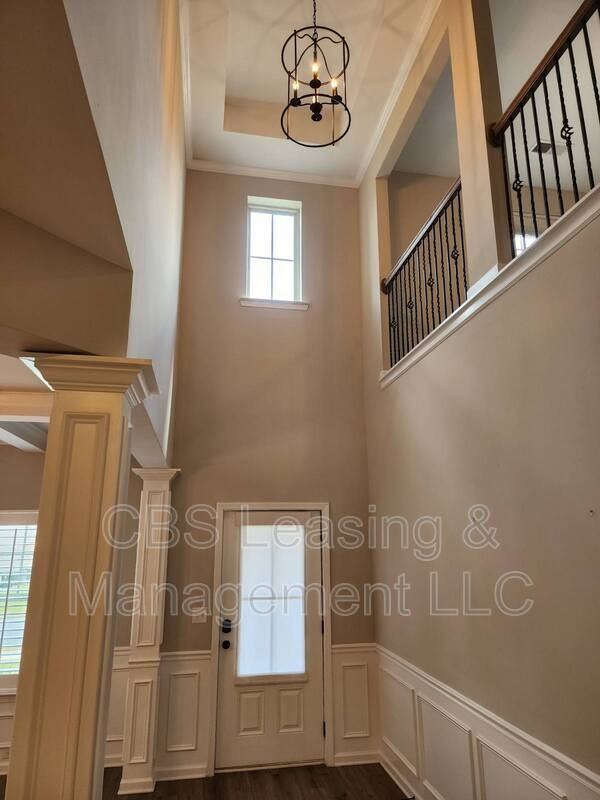 2112 Sequoia Dr - Photo 2 of 30