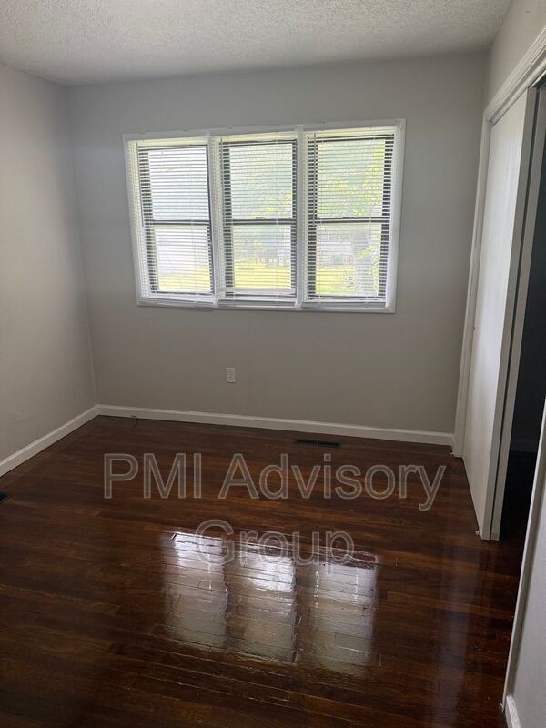 6703 Sw Greencastle Dr - Photo 5 of 12