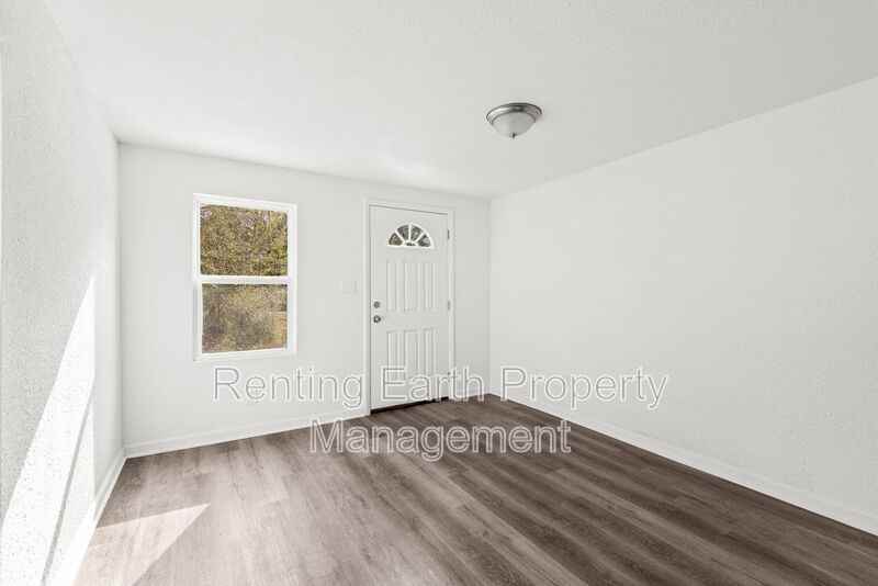 5706 14th St S - Photo 3 of 17