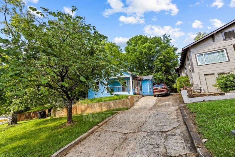 609 34th St S - Photo 3 of 20