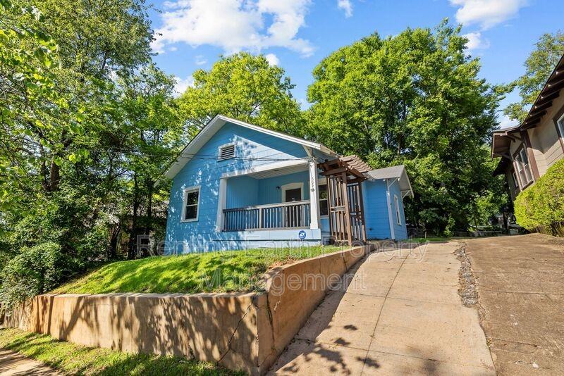 609 34th St S - Photo 4 of 20