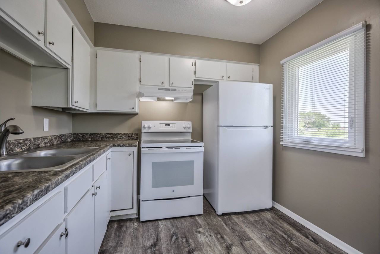 Ashland Park II Apartments - Photo 7 of 32