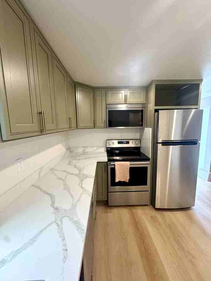 406 Fairmount Ave - Photo 2 of 11