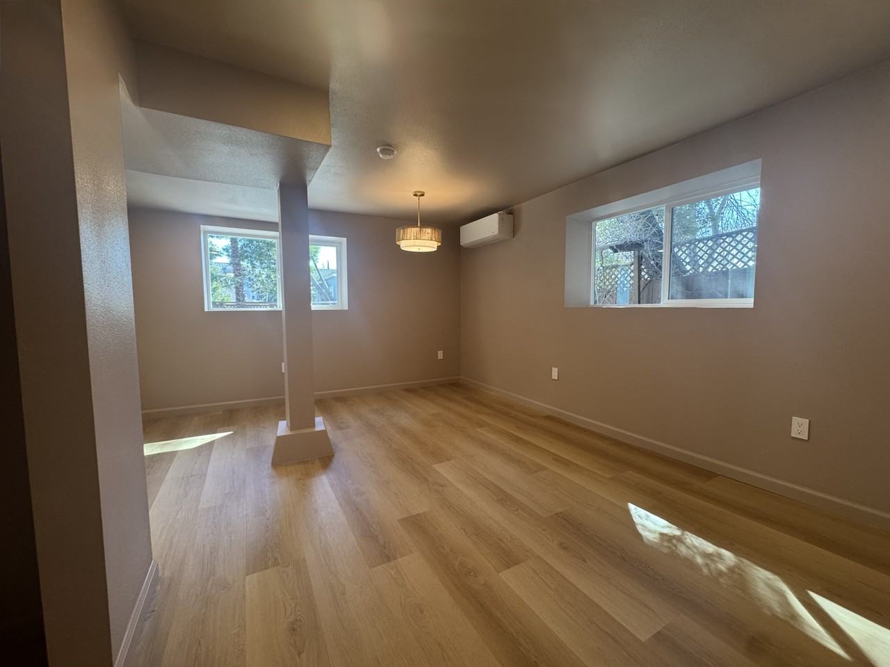 406 Fairmount Ave - Photo 3 of 11