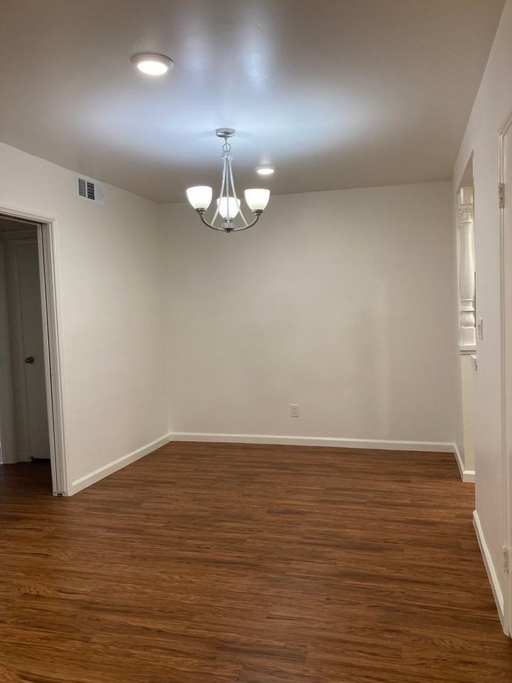 The Sherwood - Photo 5 of 16