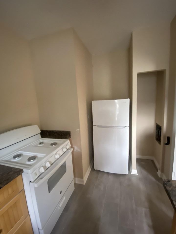 1800 Philadelphia Pike - Photo 5 of 12