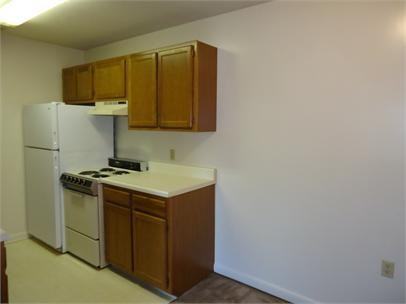 Linden/Ontario - Photo 3 of 13