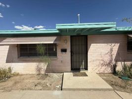 featured image of 3228 E Bellevue St