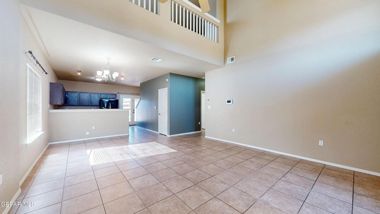7260 Turtle Creek Ct - Photo 3 of 41