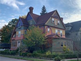 4 Saint Johns Pl - Photo 1 of 1