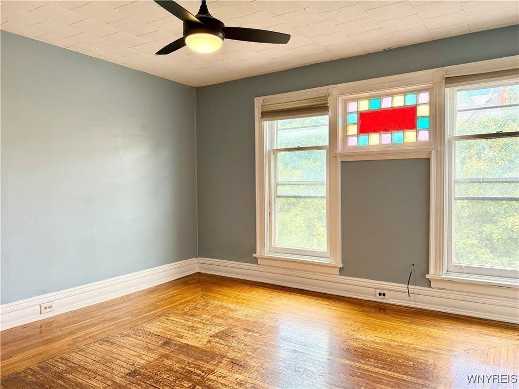 4 Saint Johns Pl - Photo 5 of 14