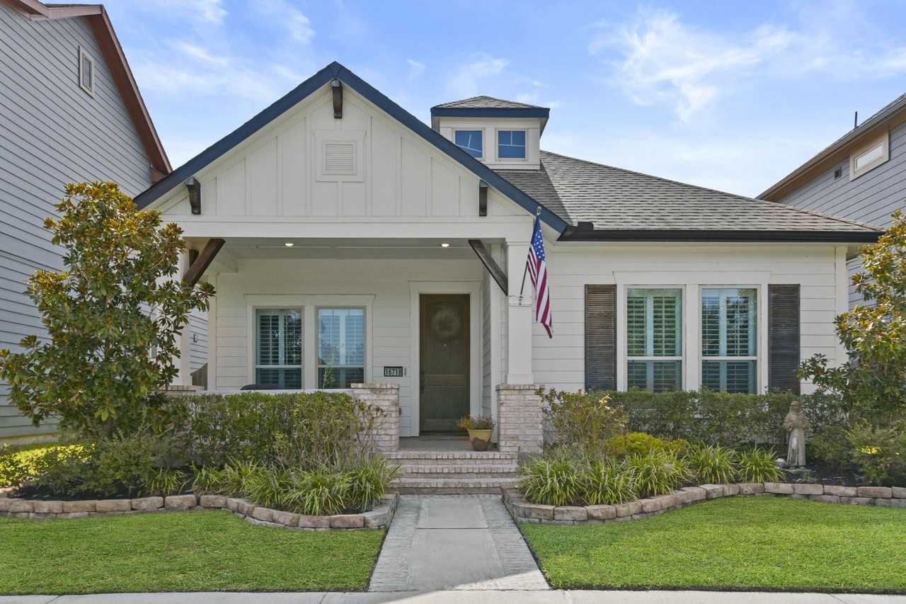 16718 Echo Heights Dr - Photo 2 of 37