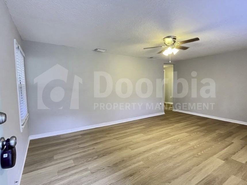 37 Haworth Ave - Photo 2 of 17