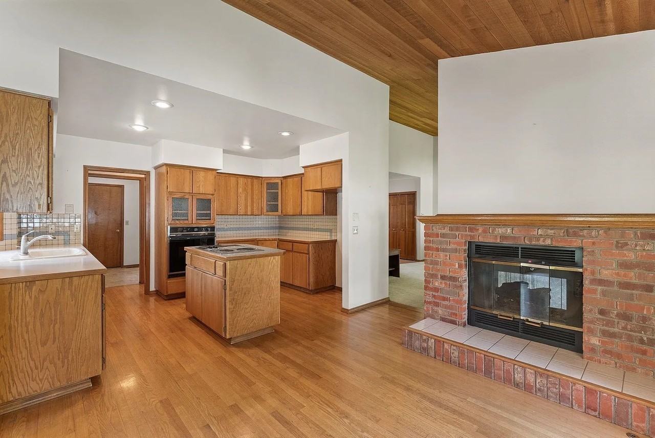 13215 N Washington Ct - Photo 3 of 18